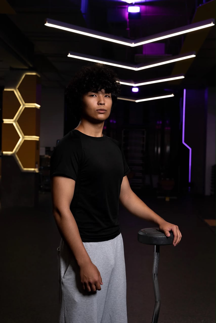 абдикарим арсен: тренер Champion Fitness Жумабаева 25/1